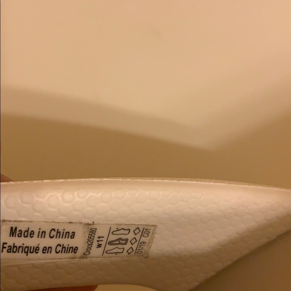 Dual crocs sandals size 11W - Picture 4 of 6